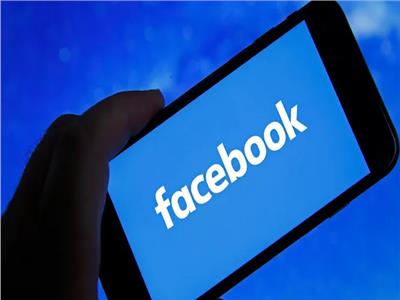 «فيس بوك» تراجع الصفقات الإخبارية.. وخسائر بالملايين متوقعة للناشرين