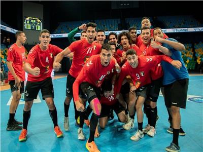 منتخب اليد يكتسح الجزائر ويتوج ببطولة أفريقيا للشباب
