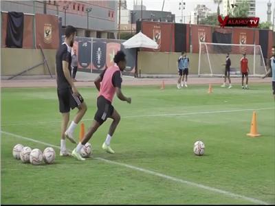 التدريبات صباحًا ومساء في برنامج أشغال شاقة