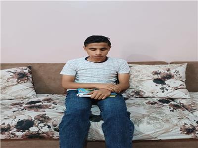قصة كفاح «محمد».. كفيف يحصل على المركز الثالث بالبحيرة ويتمنى صعود المنبر |فيديو