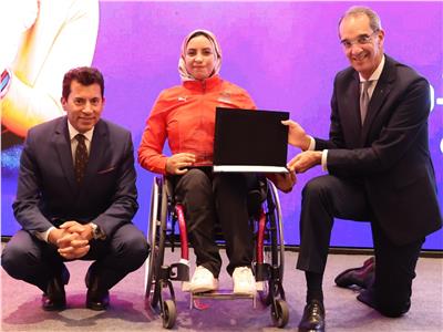«طلعت و صبحي» يكرمان أبطال بارالمبياد باريس 2024 من أبناء المصرية للاتصالات.. صور‎