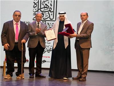 خطاط كسوة الكعبة المشرفة يتوج بالمركز الأول في ملتقى القاهرة الدولي للخط العربي