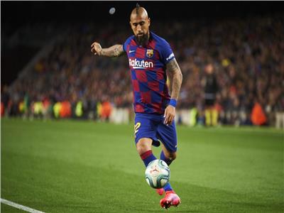 «جاريكا» يستدعي أرتورو فيدال إلى قائمة منتخب تشيلي