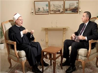 شوقي علام: تنظيم النسل أصبح ضرورة.. ويولد في مصر «دولة» من الأطفال كل عام 