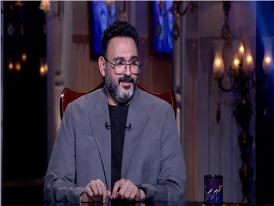 أكرم حسني: لم اختلف مع شريف عرفه بسبب فيلم «الإنس والنمس»