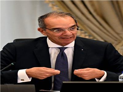 وزير الاتصالات سنترال رمسيس أحد عناصر البنية التحتية المعلوماتية للدولة