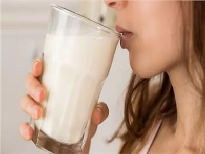لفوائد أكثر.. تناول الحليب قبل النوم بـ 30 دقيقة
