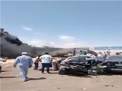 ضحايا على الإسفلت.. التفاصيل الكاملة لحادث تصادم مروع بمطروح | فيديو وصور 