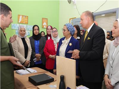 المستشارة أمل عمار تتفقد وحدة مناهضة العنف ضد المرأة في جامعة المنصورة