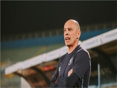 تاكيس جونياس مرشحًا لخلافة البلجيكي «فيريرا» في الزمالك