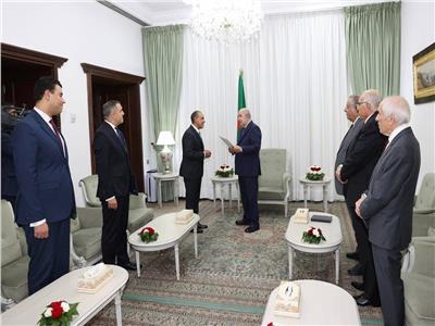 وزير الخارجية يٌسلم رسالة خطية من الرئيس السيسي لنظيره الجزائري