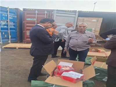 جمارك العين السخنة تحبط محاولة تهريب كمية من الألعاب النارية