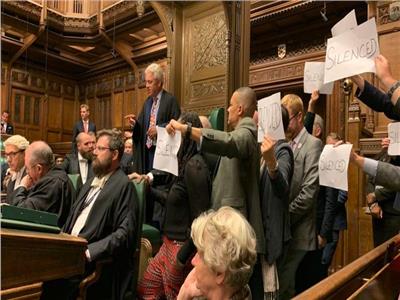 نواب بريطانيا يتمسكون بضمانات قبل فتح باب التفاهم مع روسيا| فما القصة؟