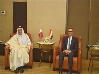 وزير الاستثمار يبحث مع نظيره القطري دعم التكامل الصناعي والتجاري 
