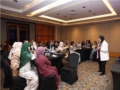 القومي للمرأة ينظم برنامجًا تدريبيًا حول القضايا السكانية والصحية ضمن مشروع تحويشة