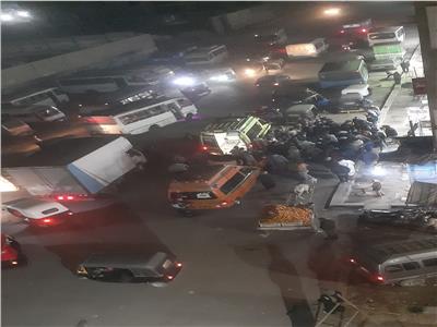 وفاة شاب وإصابة اثنين آخرين بسبب سائق نقل يسير عكس الاتجاه في بهتيم