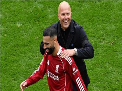 هل يخوض محمد صلاح مواجهة مرسيليا بدوري أبطال أوروبا.. سلوت يُجيب 