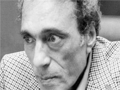   عندما سألت «الحكيم»