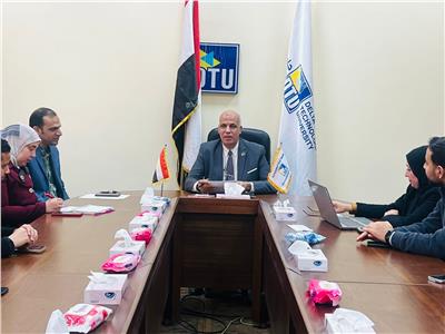 رئيس جامعة الدلتا التكنولوجية يؤكد دعمه الكامل للطلاب خلال لقائه باتحاد الطلاب