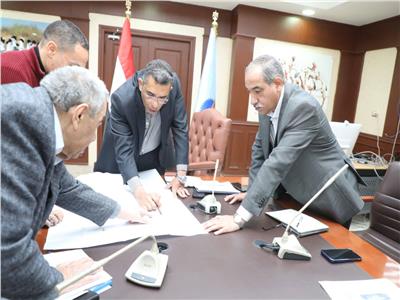 محافظ البحر الأحمر: الغردقة تستحق بنية تحتية متكاملة تواكب مكانتها السياحية
