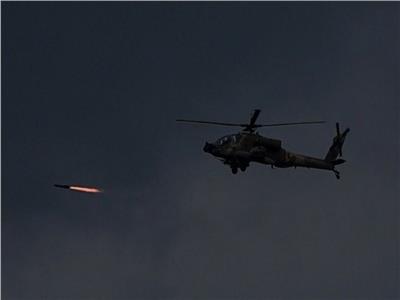 إعلام تابع لحزب الله: الحزب يتمكن من إصابة إحدى المروحيات الإسرائيلية المتسللة شرق لبنان