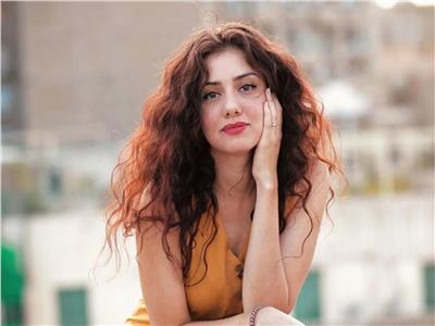 إحالة جيهان الشماشرجي و4 متهمين للجنايات في قضية سرقة بالإكراه بقصر النيل