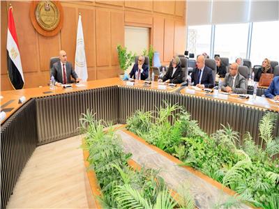 مصلحة الطالب أولًا.. توجيهات حاسمة لانضباط العملية التعليمية بمدارس العاصمة