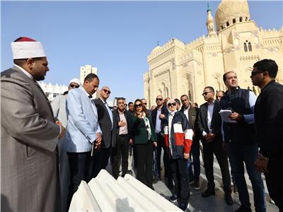 وزيرة التنمية المحلية ومحافظ الإسكندرية يتفقدان أعمال تطوير ميدان المساجد وحلقة السمك
