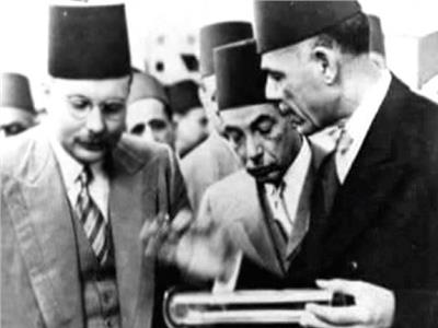 كنوز| رحلـــة كفـاح ملك الزجــاج فـــى مصـر
