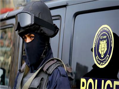 مصدر أمني ينفي مزاعم الجماعة الإرهابية بقيام ضابط بإجراء مكالمات إباحية