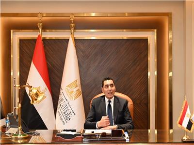 جوهر نبيل يهنيء معتز وائل بعد التتويج بذهبية كأس العالم للخماسي الحديث 
