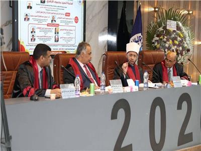 وزير الأوقاف يشارك في مناقشة رسالة ماجستير عن «حماية الأسرة» بجامعة قناة السويس   