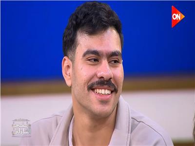 كيف واجه أحمد رمزي انتقادات عمله الأول "فخر الدلتا"؟