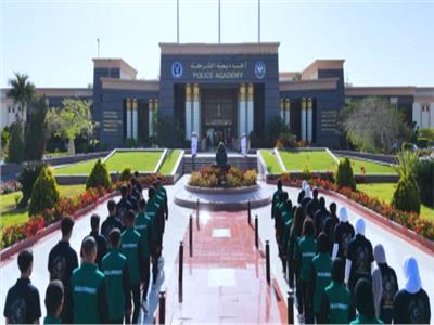 الداخلية تنظم برنامج تعايش بين طلاب أكاديمية الشرطة والجامعات الأهلية
