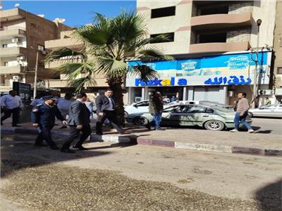مدير أمن سوهاج يتابع اخماد النيران بأحد الأبراج السكنية بشارع الجمهورية