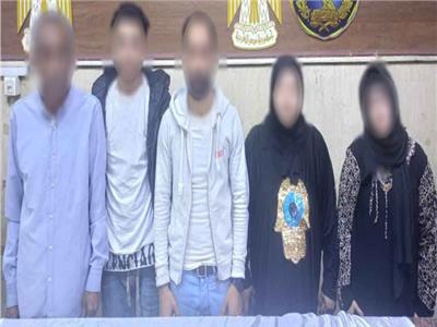 مشاجرة عائلية في عين شمس تنتهي بضبط جميع الأطراف.. والأمن يتدخل ويكشف التفاصيل