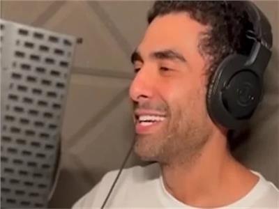 بعد غياب عن الساحة الغنائية.. محمد كيلاني يعود بـ «يفك النحس» | شاهد