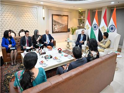 وزير الخارجية يدعو لإنشاء غرفة تجارة مشتركة بين مصر والهند 