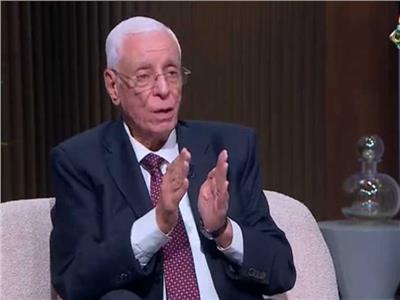 حسام موافي يرد على رسالة خريج صيدلة: التعليم في الجامعات الخاصة ليس عيبًا