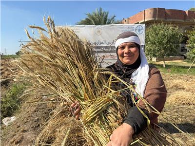 "المزارعات" شريكات الأمن الغذائي وصانعات التغيير في الريف