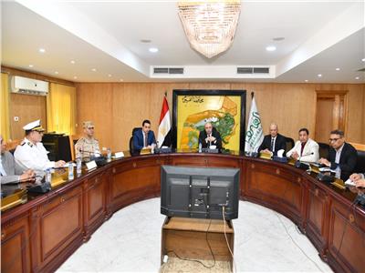 محافظ الفيوم يراجع خطة المديريات لاستقبال عيد الأضحى المبارك