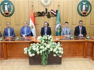 محافظ المنوفية يتابع آليات التعامل مع ظاهرة الكلاب الضالة 