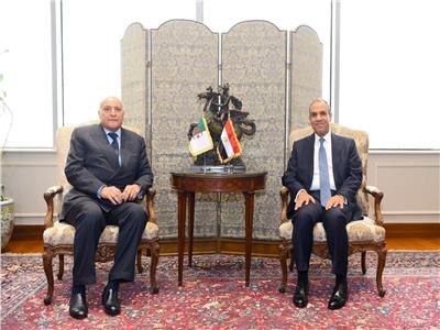 مصر والجزائر يؤكدان على ضرورة تهيئة الظروف لإجراء الاستحقاقات الانتخابية الليبية