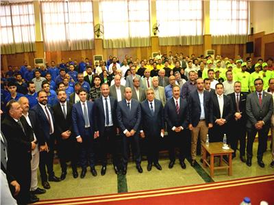 وزير العمل ومحافظ الدقهلية يلتقيان مستثمري جمصة لدعم الصناعة والتشغيل