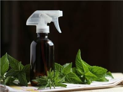 قبل عيد الأضحى.. حضري معطر أرضيات طبيعي يمنح منزلك رائحة منعشة تدوم طويلًا