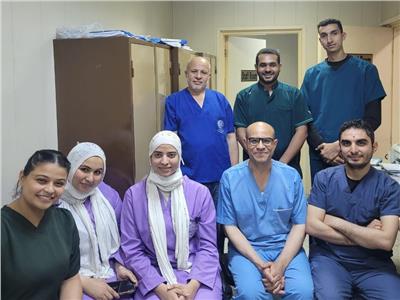 قسم القلب بجامعة قناة السويس ينجح في تدخل قسطري بالغ الدقة لإنقاذ مريضة 87 عامًا