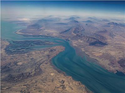 الجيش الأمريكي يعجز عن إثبات مزاعم زرع إيران ألغامًا في مضيق هرمز