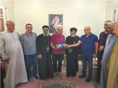 في عيد الأضحى.. روح شيخ الإذاعيين حاضرة وسط محبيه