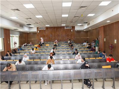 انتظام امتحانات نهاية العام بجامعة المنصورة الأهلية