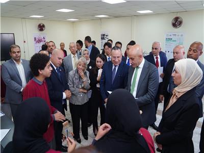 إشادة بمستوى طلاب «الكوزن» خلال زيارة وزيري التعليم 